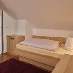 Iris Am Garni Ξενοδοχείο