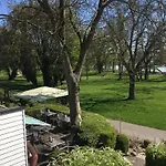 Iris Am Garni Ξενοδοχείο Radolfzell am Bodensee