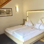 Ξενοδοχείο Iris Am Garni