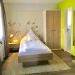 Ξενοδοχείο Iris Am Garni 3*