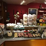 Iris Am Garni Hotel