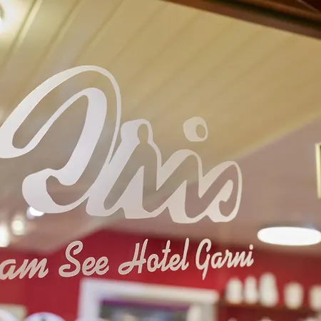 Iris Am Garni Hotel 3*
