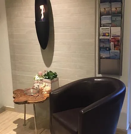Hotel Iris Am Garni 3*