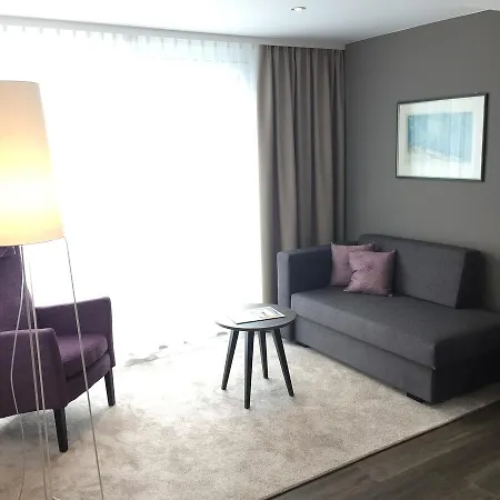 Iris Am Garni מלון רדולפצל אם בודנזי