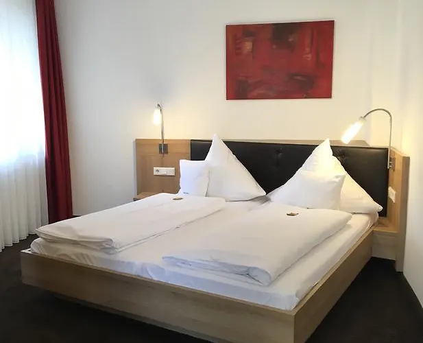 Hotel Iris Am Garni 3*