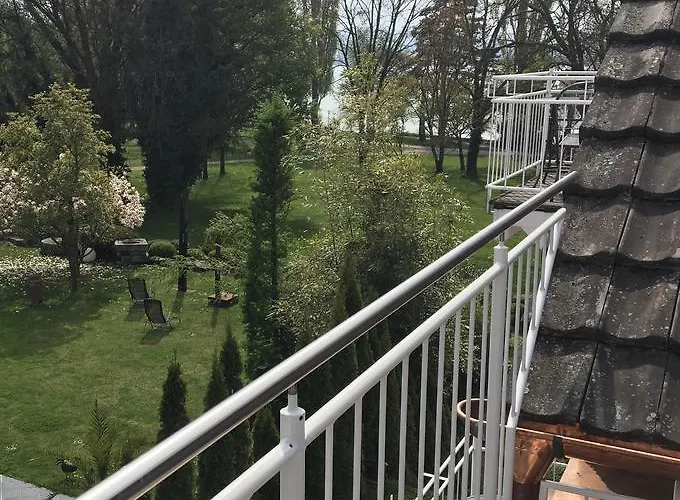 Hotel Iris Am Garni 3*